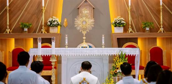 Holy Hour of Eucharistic Adoration
