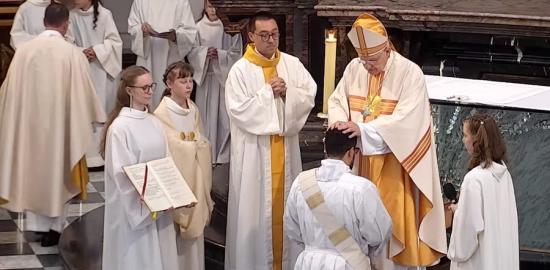 Priestly ordinations rise in Germany, fall in France